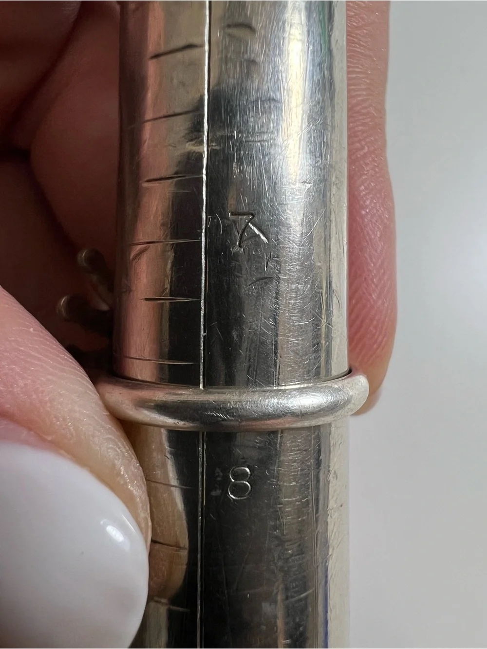 VTG Native American Zuni sterling silver ring featuring coral needlepoint - Picture 13 of 16